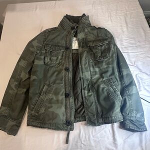 Abercrombie & Fitch Green Camouflage Jacket
